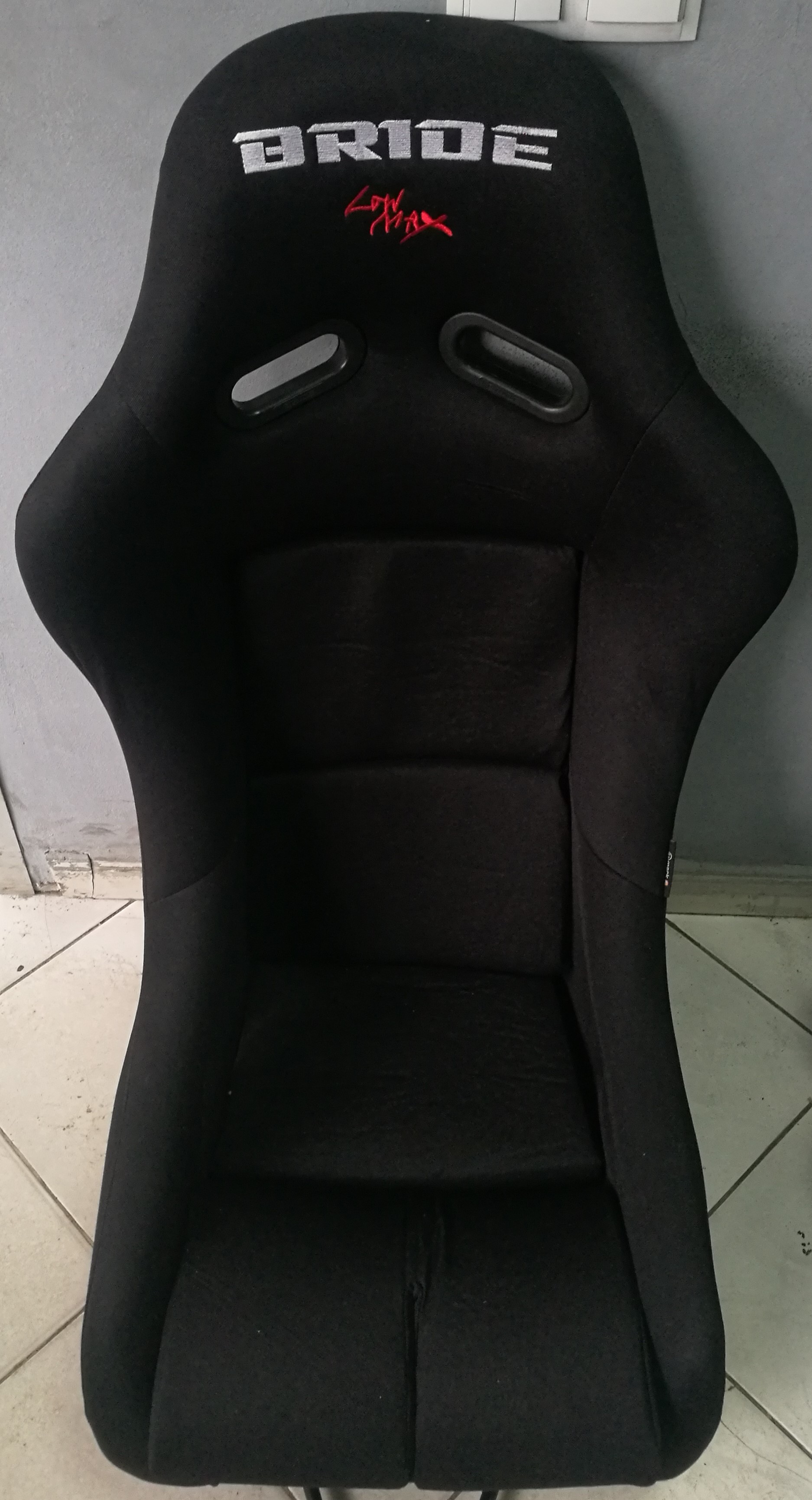 Bride Seat (Black)